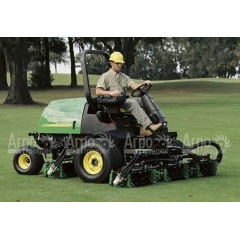 Бензиновая газонокосилка  для фейрвея Jonh Deere - 3225 С в Севастополе